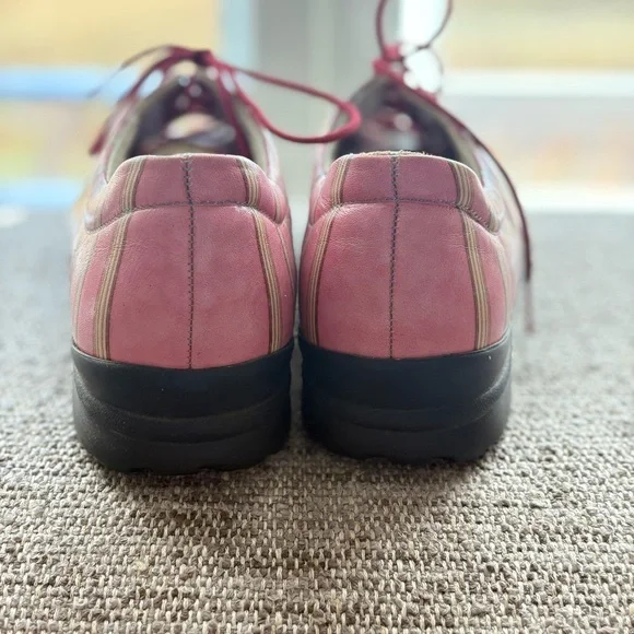 Vintage ICON Multicolor Patterned Women's Sneakers - Picture 4 of 10